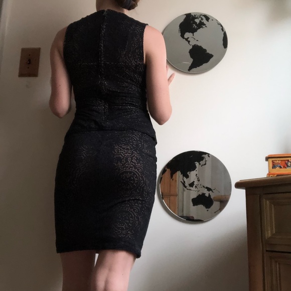 Dress - Picture 2 of 3